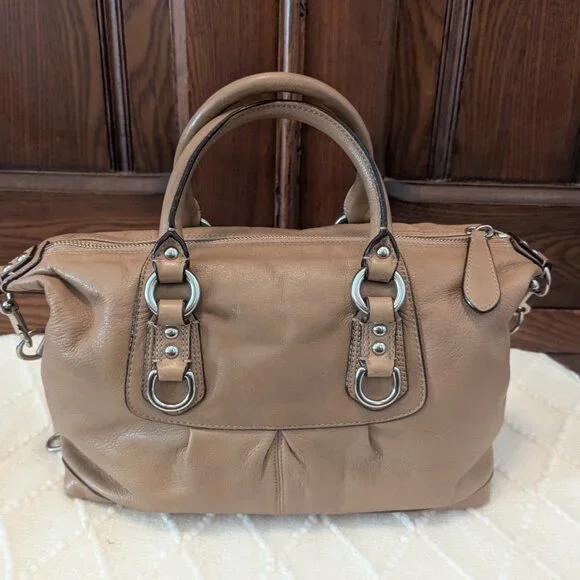 Classic Coach Leather Satchel Handbag - Picture 3 of 13